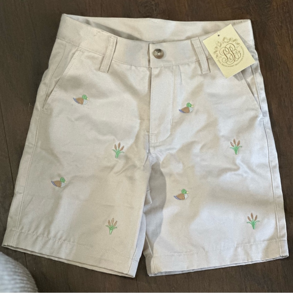 The Beaufort Bonnet Company Cream Casual Shorts with Embroidery